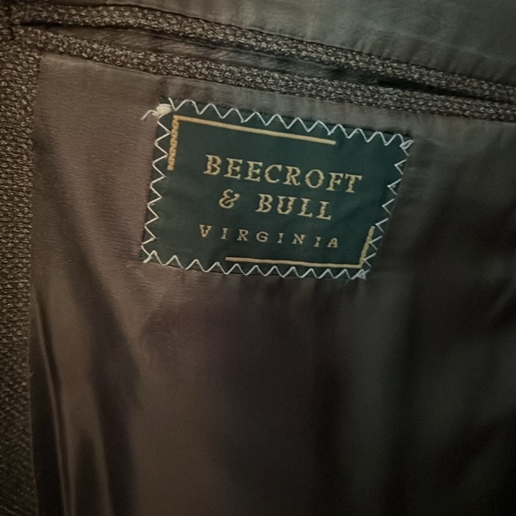 Beautiful vintage wool suit made for Beecroft and Bull of Va by Mickey Spratz - Picture 4 of 10